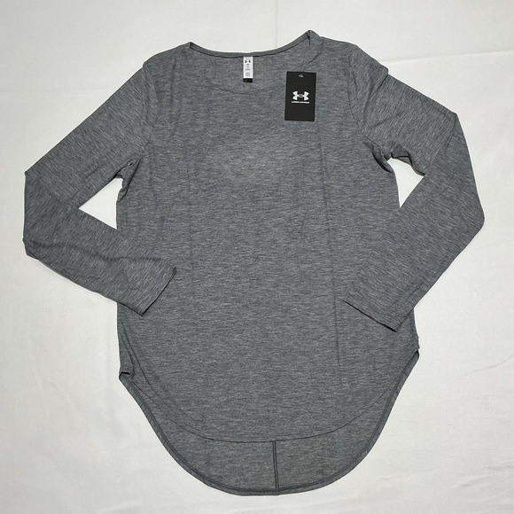 Under Armour Tops - Under Armour Breathe Shirt Womens Small Gray Activewear Loose NWT Workout Gym